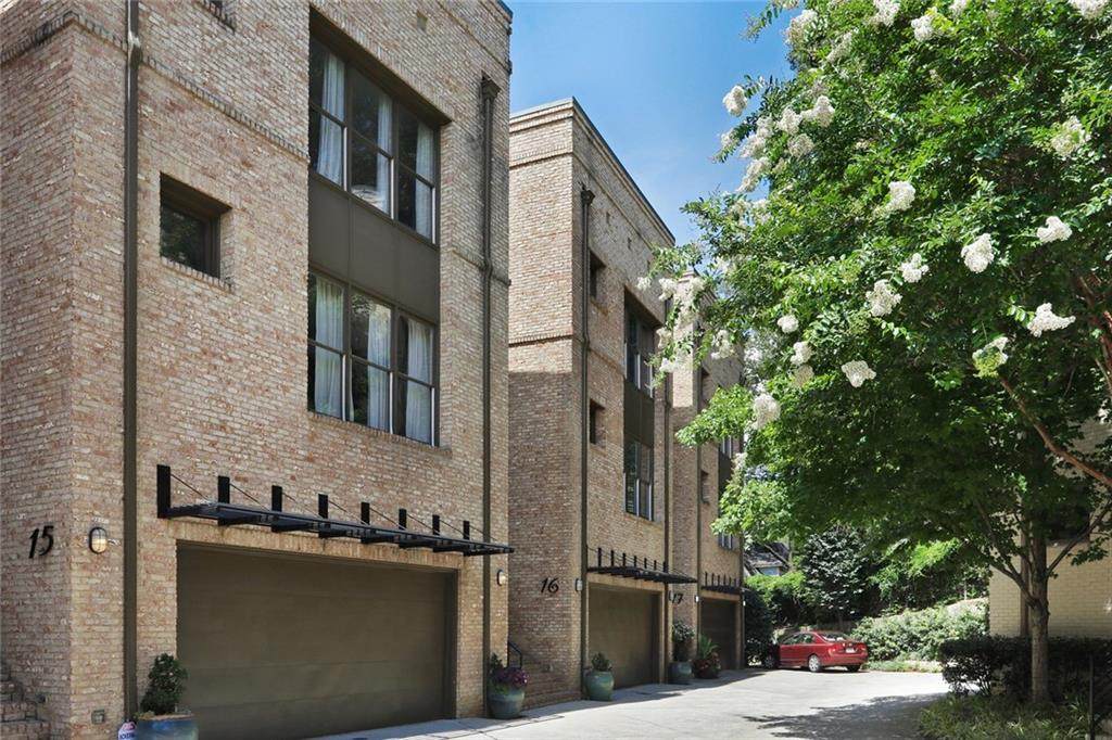 454 Hamilton Street - Photo 1