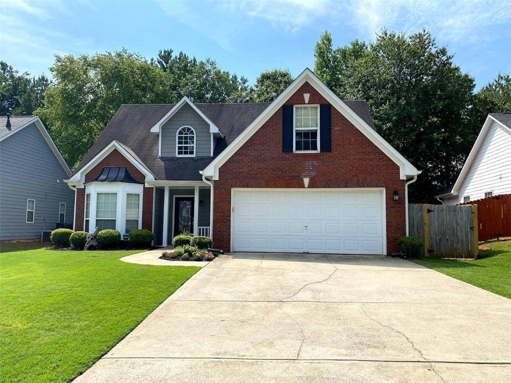 640 Peachtree Trails Drive - Photo 1