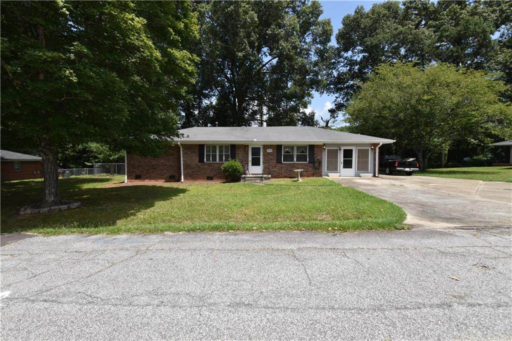 8116 Swanee Lane - Photo 1