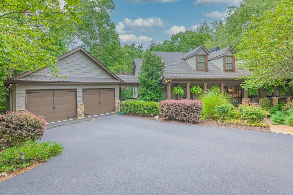 176 Willow Drive - Photo 1