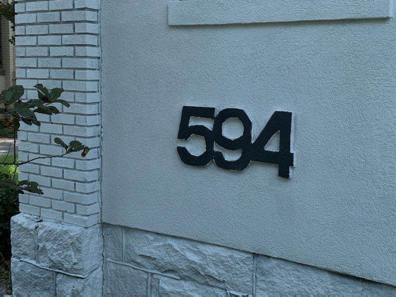 594 Parkway Drive - Photo 1