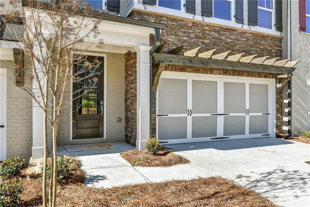 205 Bellehaven Place - Photo 1