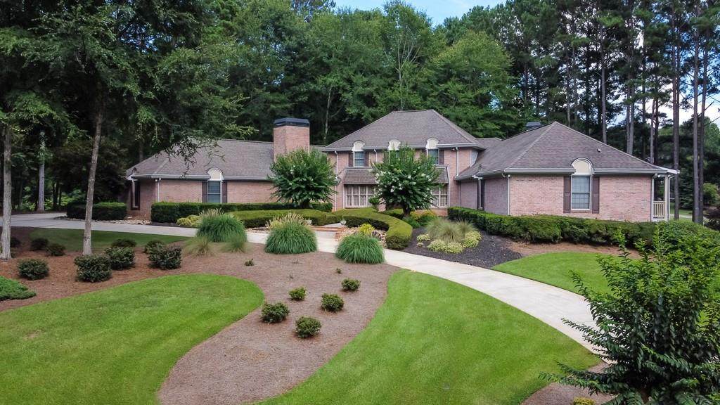 125 Broadmoor Drive - Photo 1