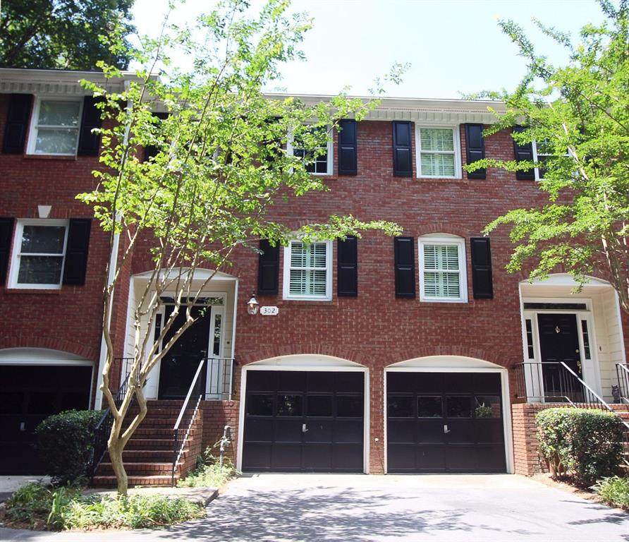 302 Dunwoody Chace - Photo 1