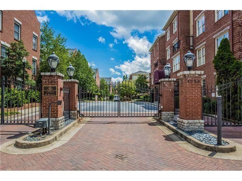 1735 Peachtree Street - Photo 1