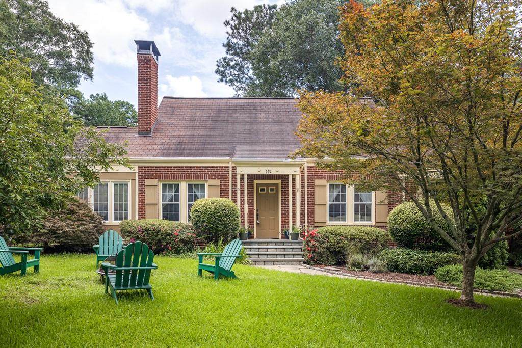 205 Heatherdown Road - Photo 1