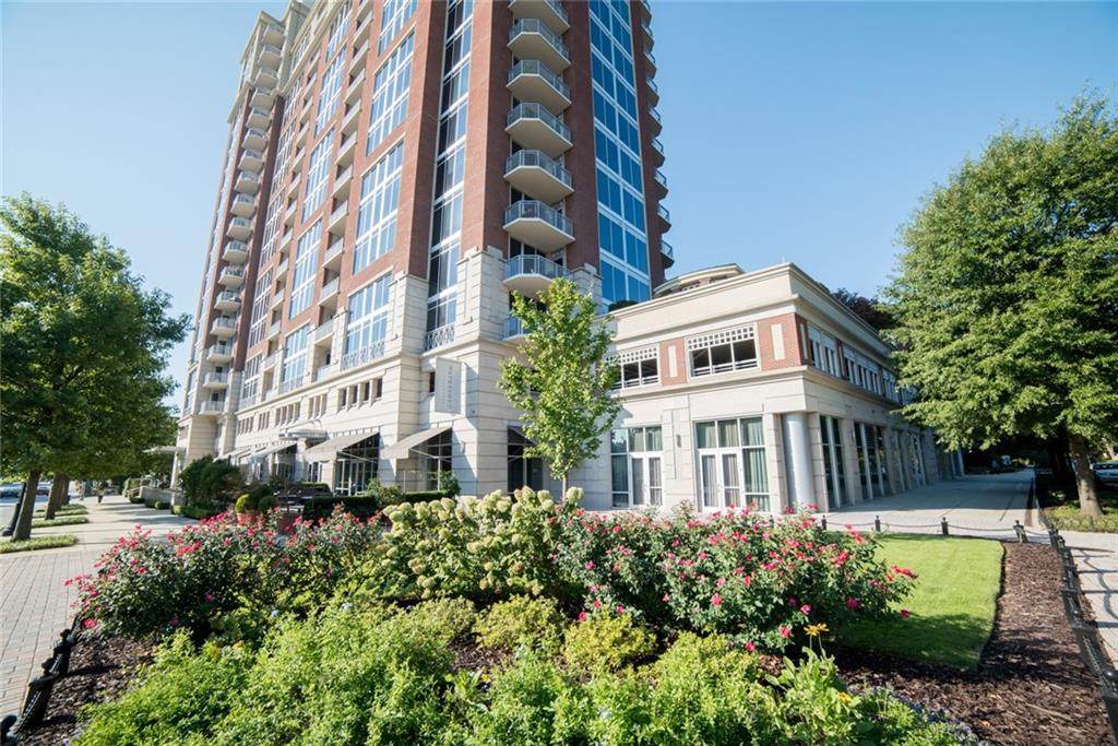 1820 Peachtree Road - Photo 1