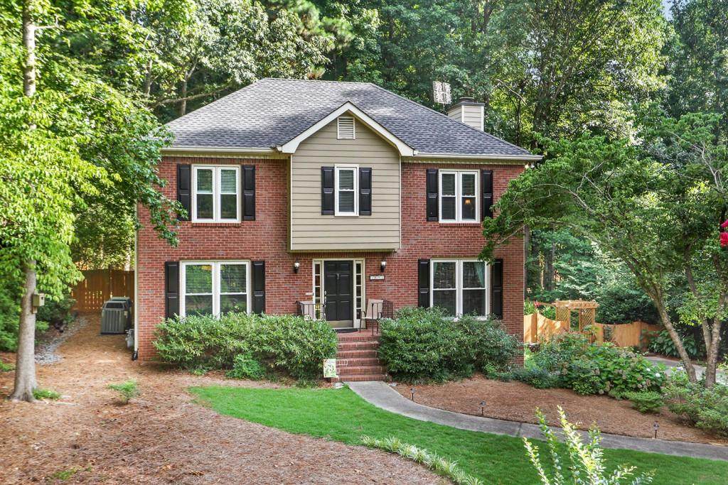 1072 Chestnut Hill Circle - Photo 1