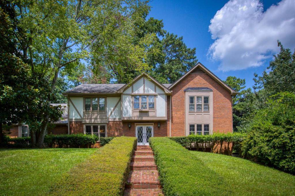 470 Cambridge Way - Photo 1