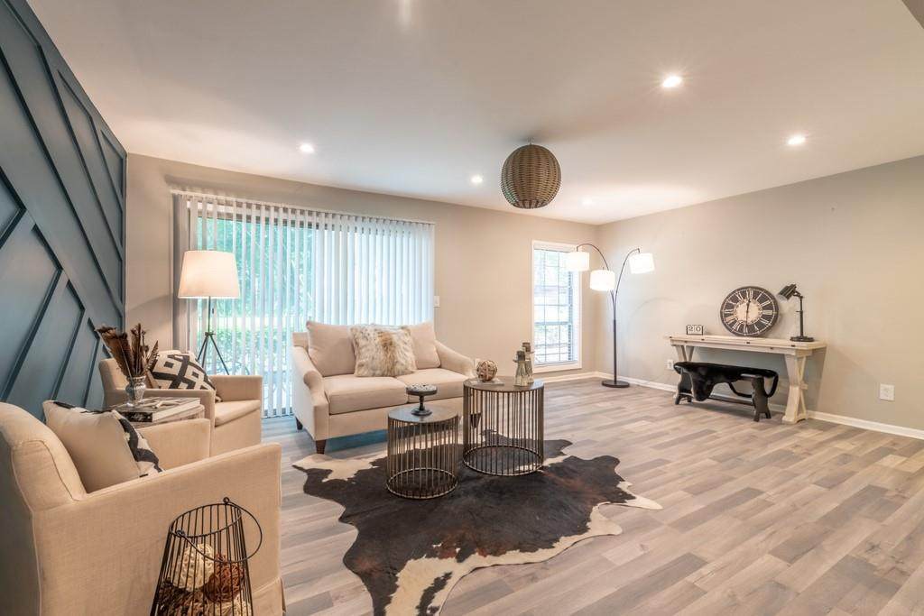 6851 Roswell Road - Photo 1