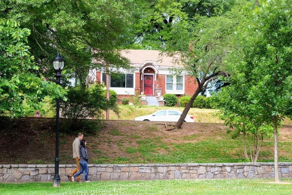 762 Lexington Avenue - Photo 1