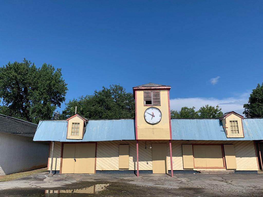8514 Hospital Drive - Photo 1