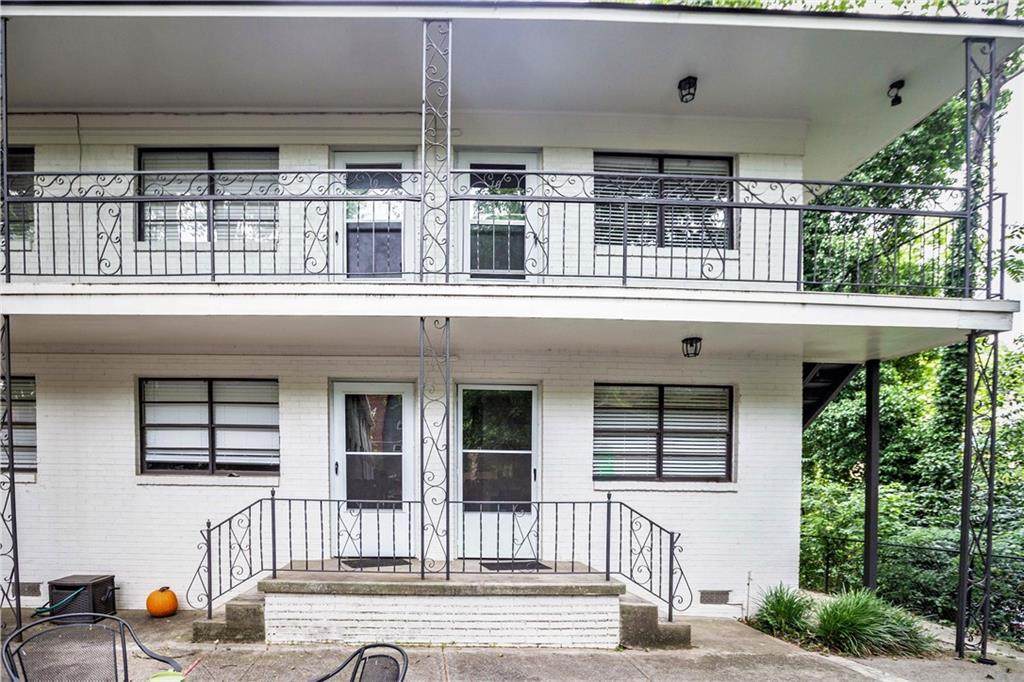 711 Argonne Avenue - Photo 1