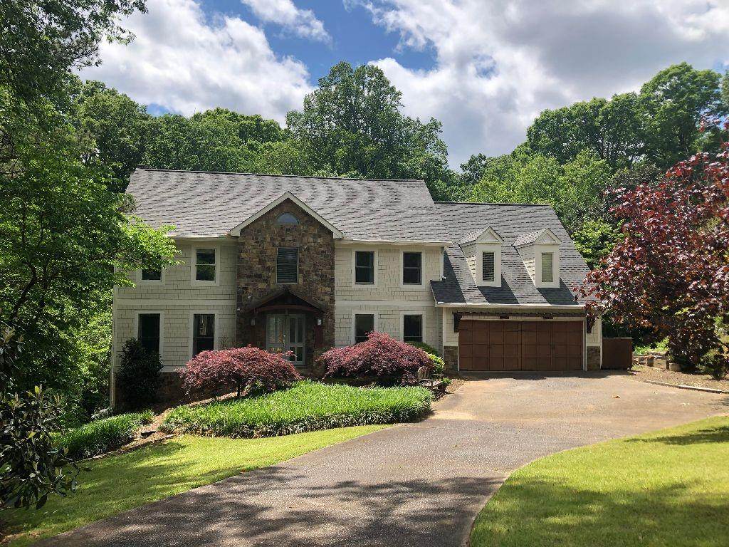622 Club Lane - Photo 1