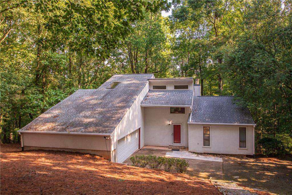315 Martins Trail - Photo 1