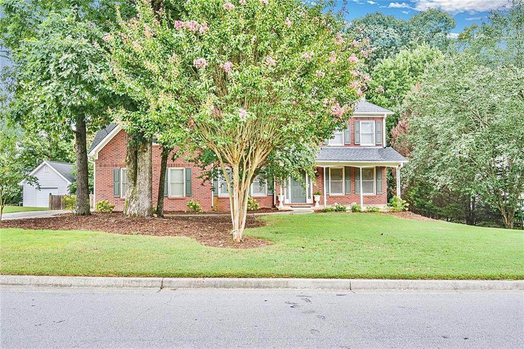 1677 Dacula Oaks Trail - Photo 1