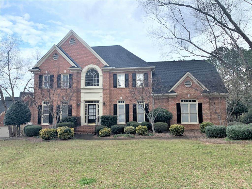 1070 Montclair Way - Photo 1