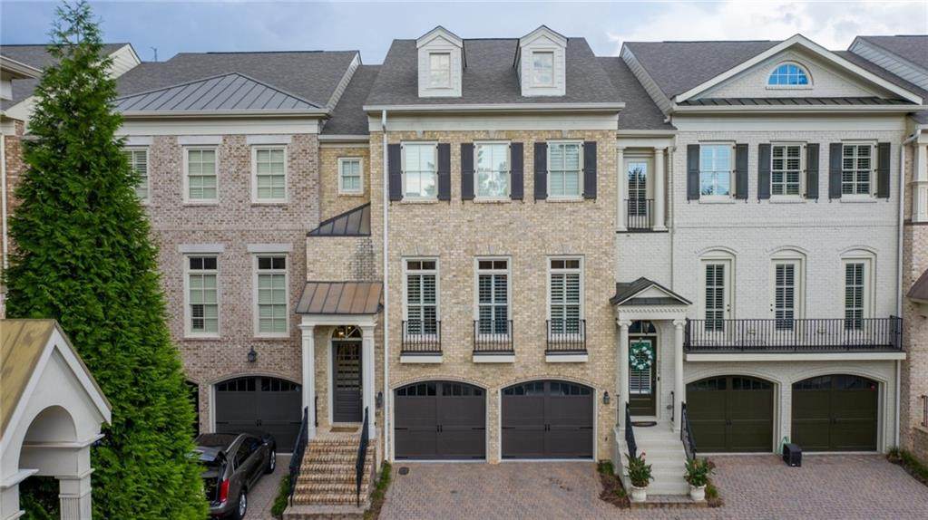 9046 Riverbend Manor - Photo 1