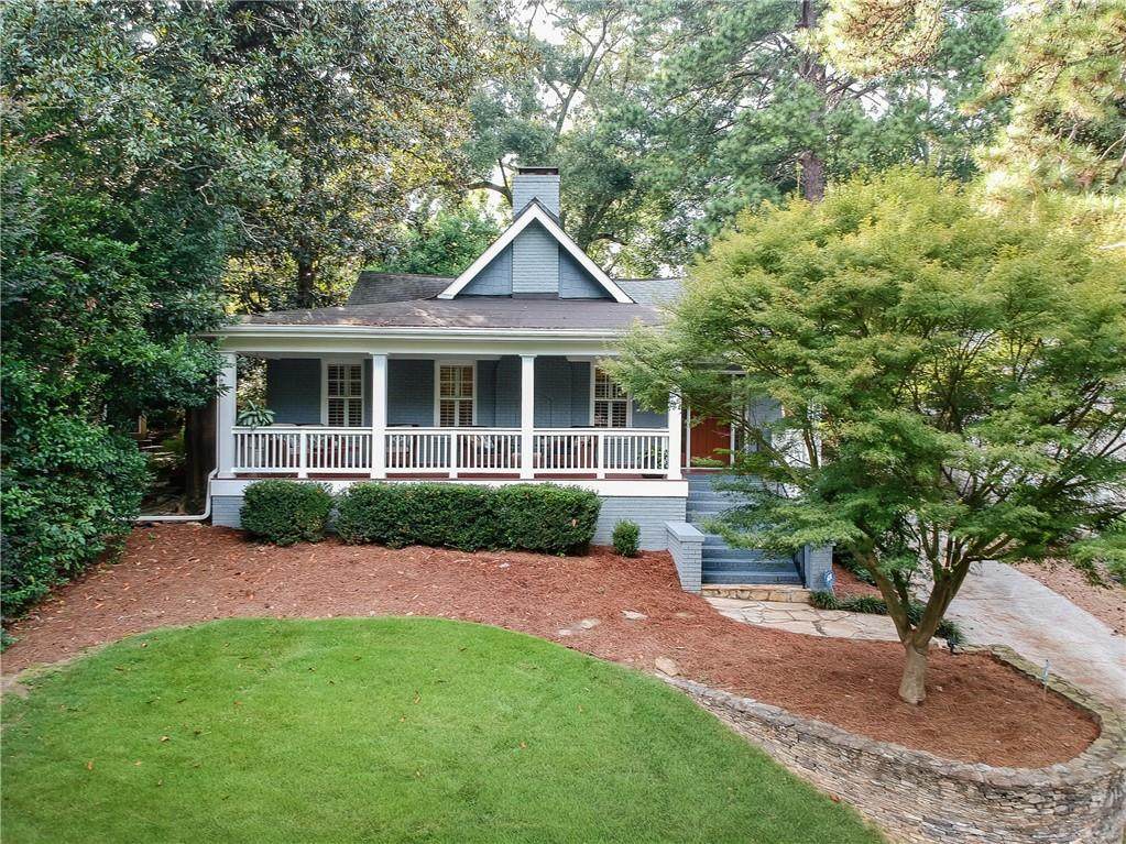 562 Wesley Road - Photo 1