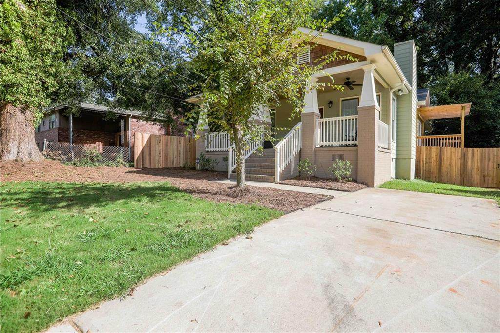 1660 Emerald Avenue - Photo 1