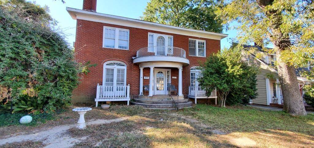 217 11th Street - Photo 1