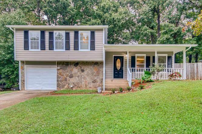 572 Sunfield Drive - Photo 1