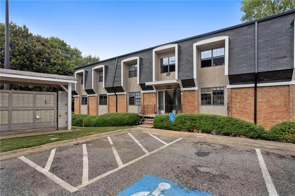 375 Winding River Drive - Photo 1