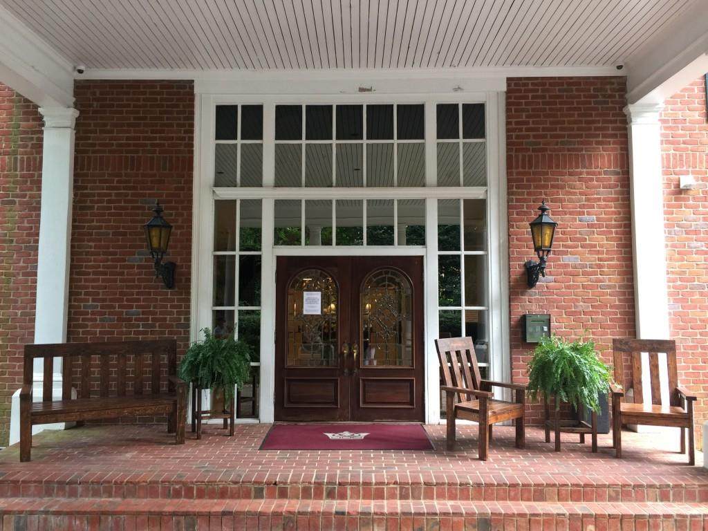 2921 Lenox Road - Photo 1