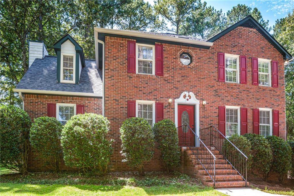 612 Wheatleigh Curve - Photo 1