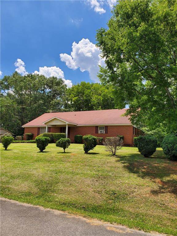 211 John Hand Drive - Photo 1