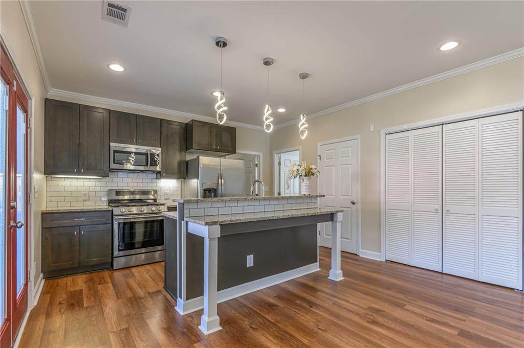 1578 Jonesboro Road - Photo 1