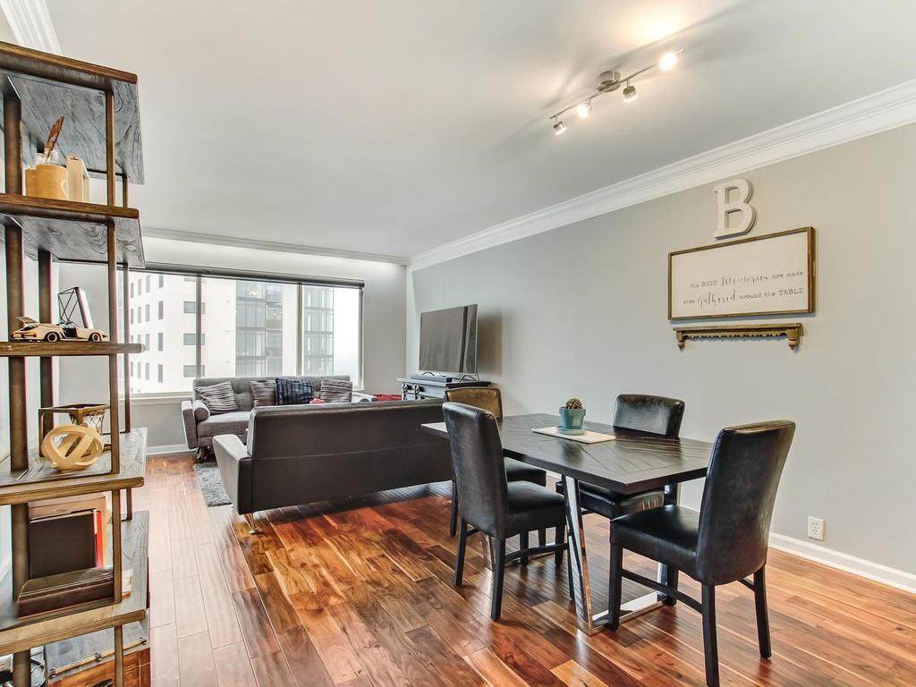 3481 Lakeside Drive - Photo 1