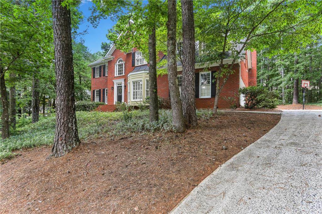 510 Saddlebrook - Photo 1
