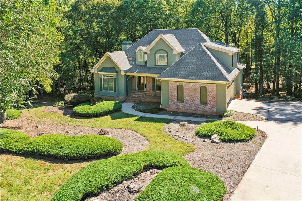 6550 Roundhill Court - Photo 1