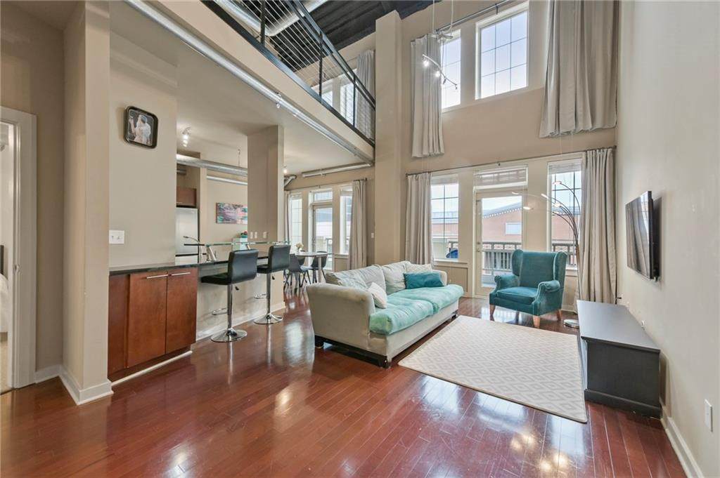 265 18th Street - Photo 1