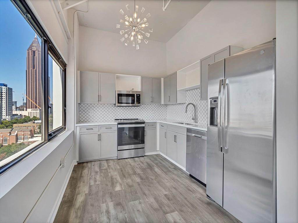 120 Ralph Mcgill Boulevard - Photo 1