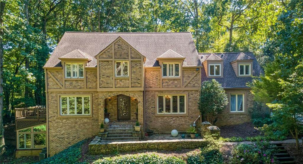 430 Huntcliff Green - Photo 1