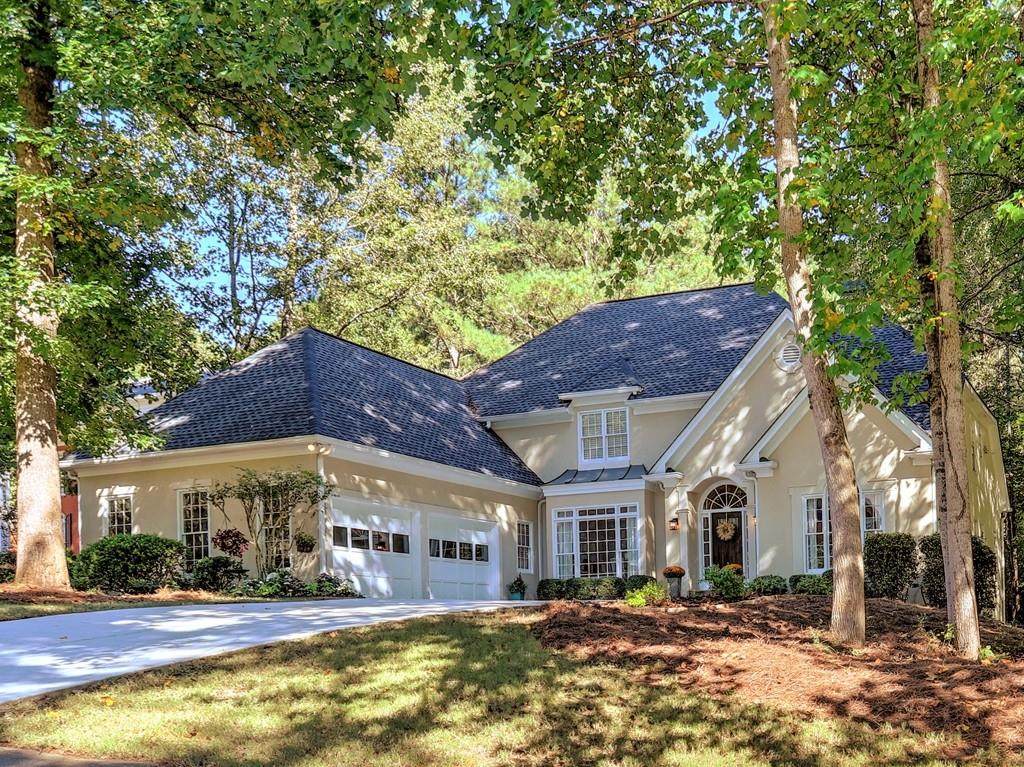 877 Waterford Green - Photo 1