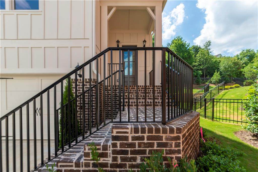 1822 Brooks Drive - Photo 1