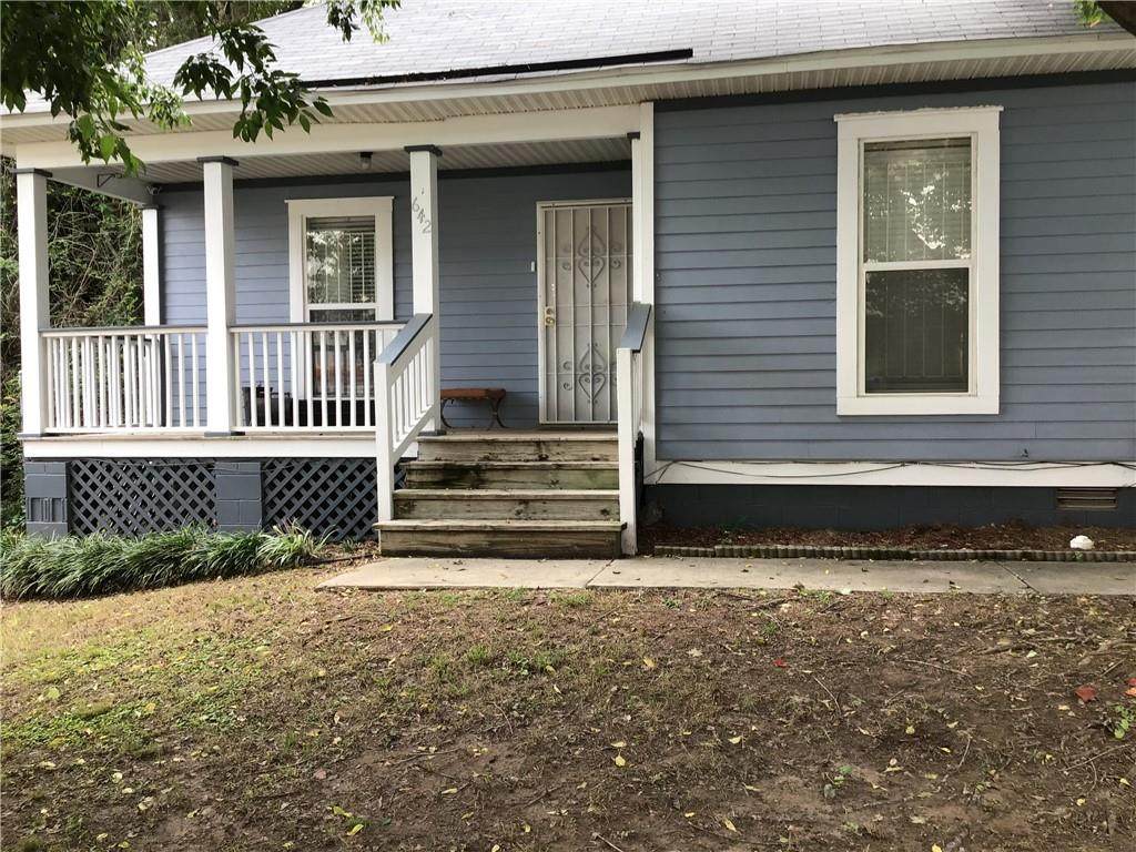 642 Shelton Avenue - Photo 1