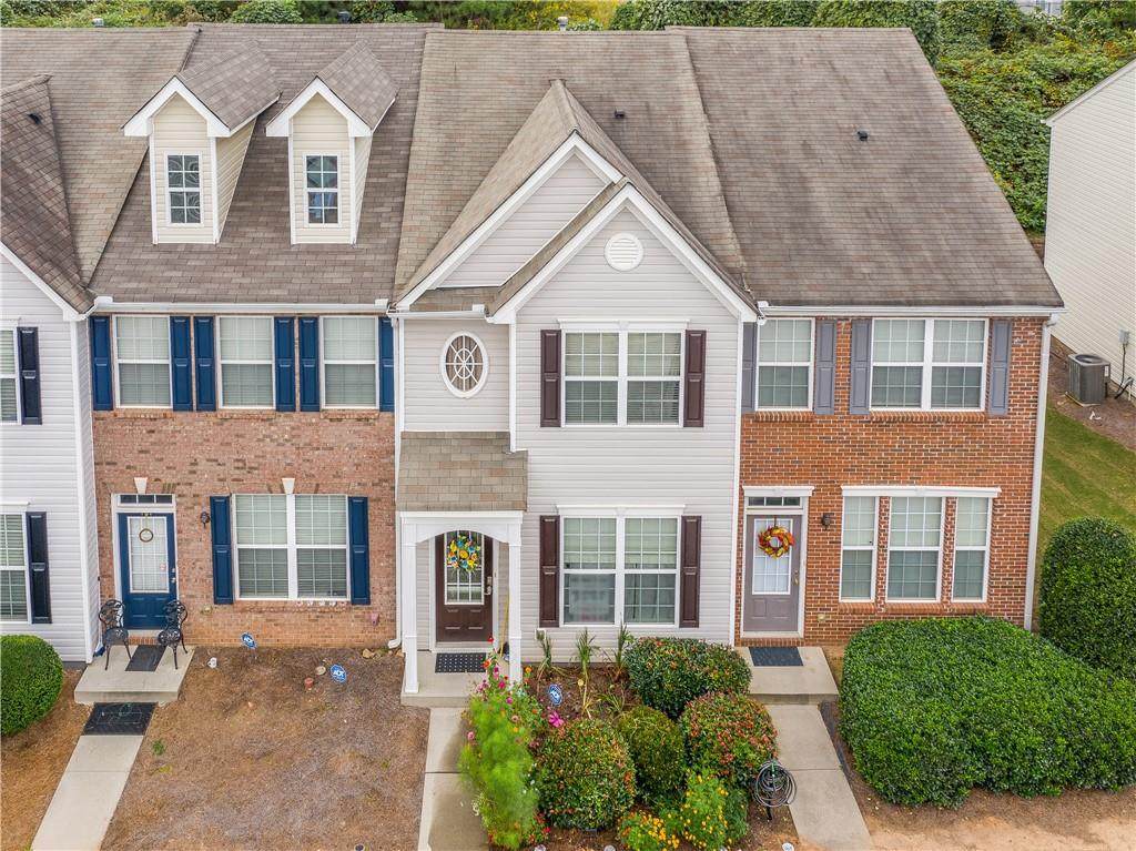 2742 Heathrow Drive - Photo 1