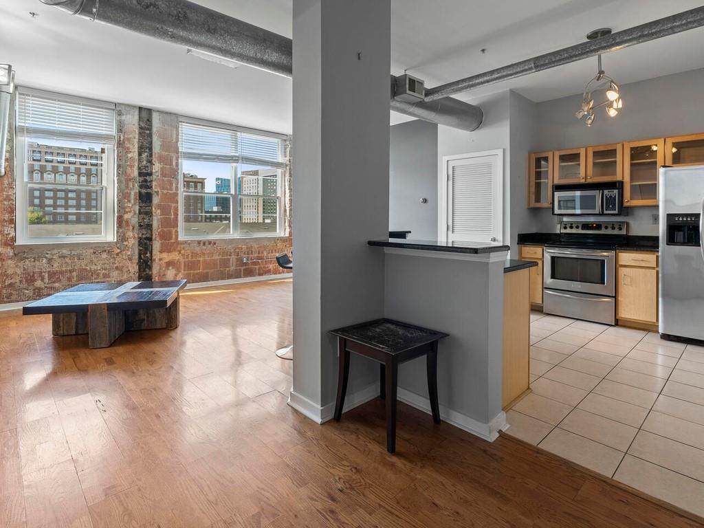 800 Peachtree Street - Photo 1