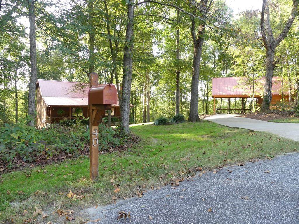 40 Hickory Drive - Photo 1