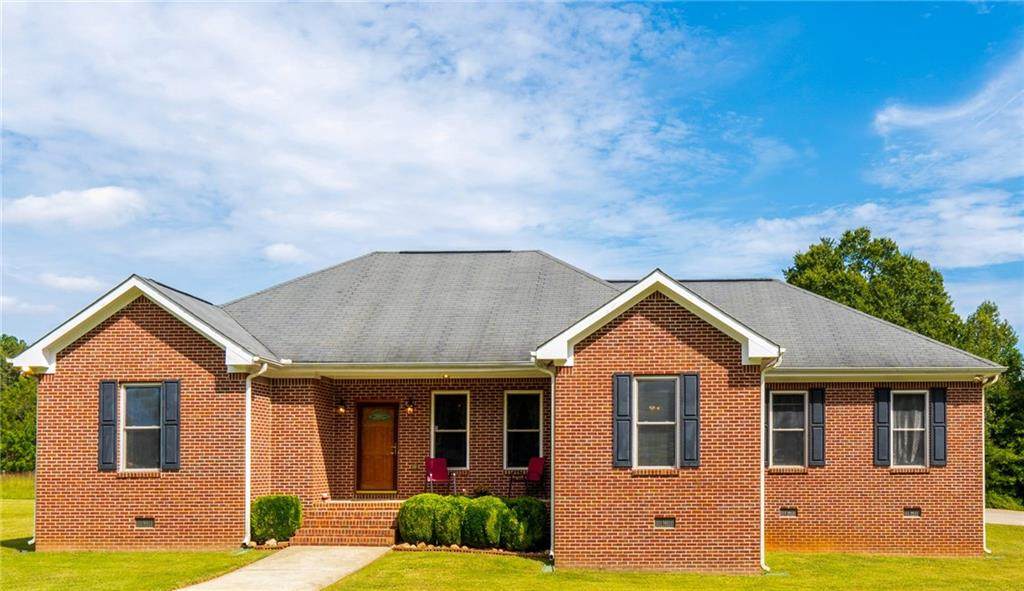 260 Moseley Drive - Photo 1