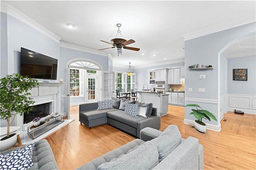 2305 English Ivy Court - Photo 1