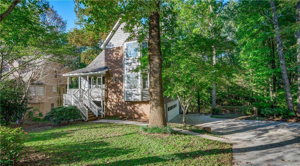 1981 Fernwood Drive - Photo 1