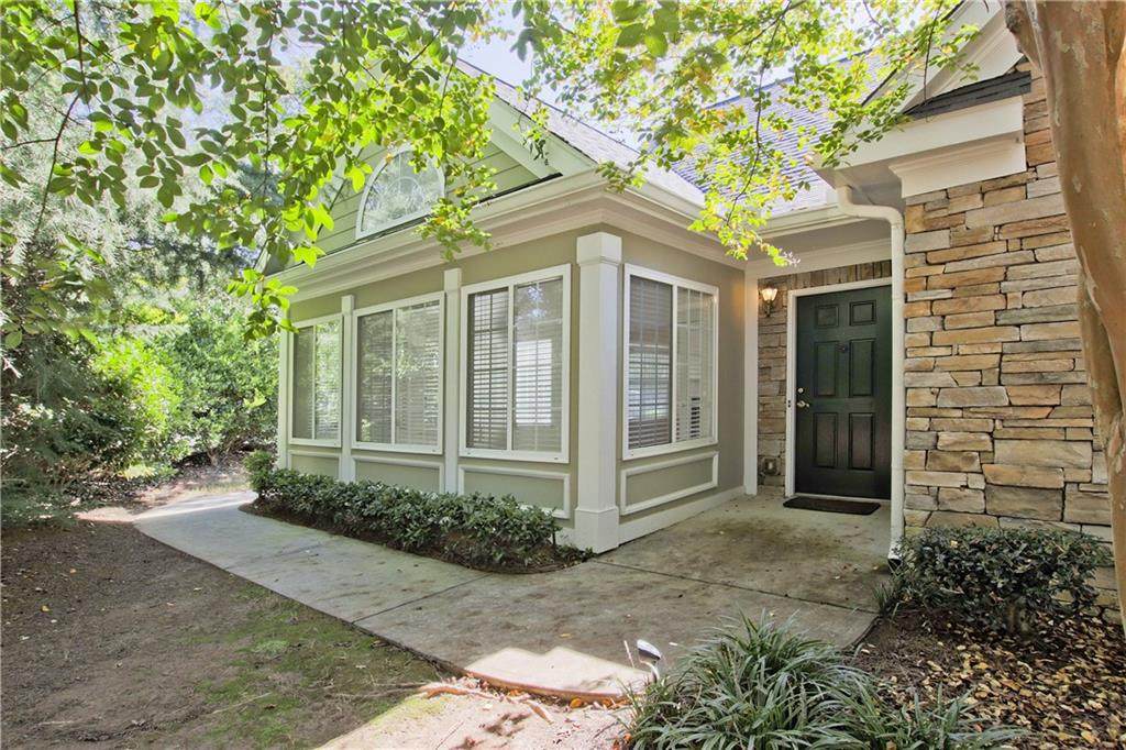100 Village Lane - Photo 1