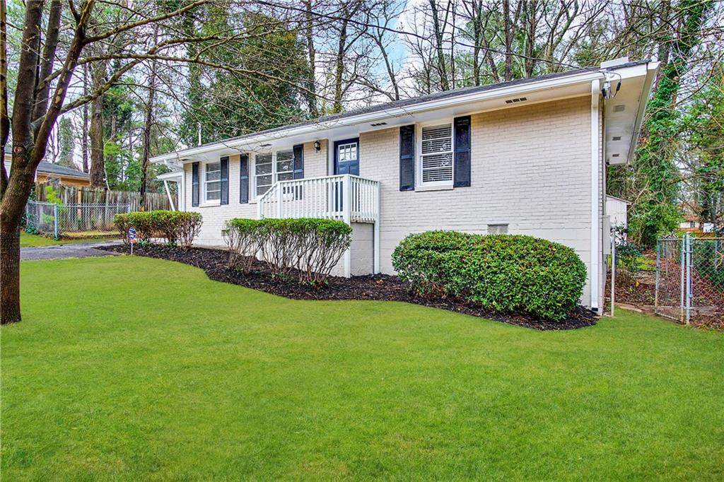 2024 Rosewood Road - Photo 1