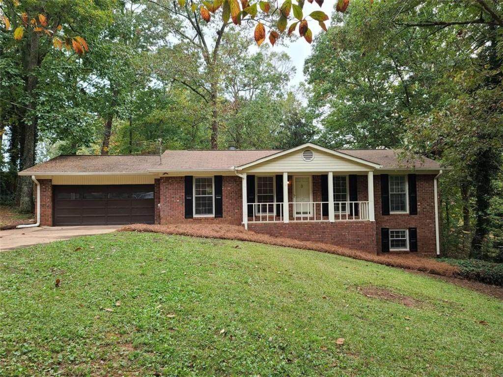 125 Windemere Drive - Photo 1