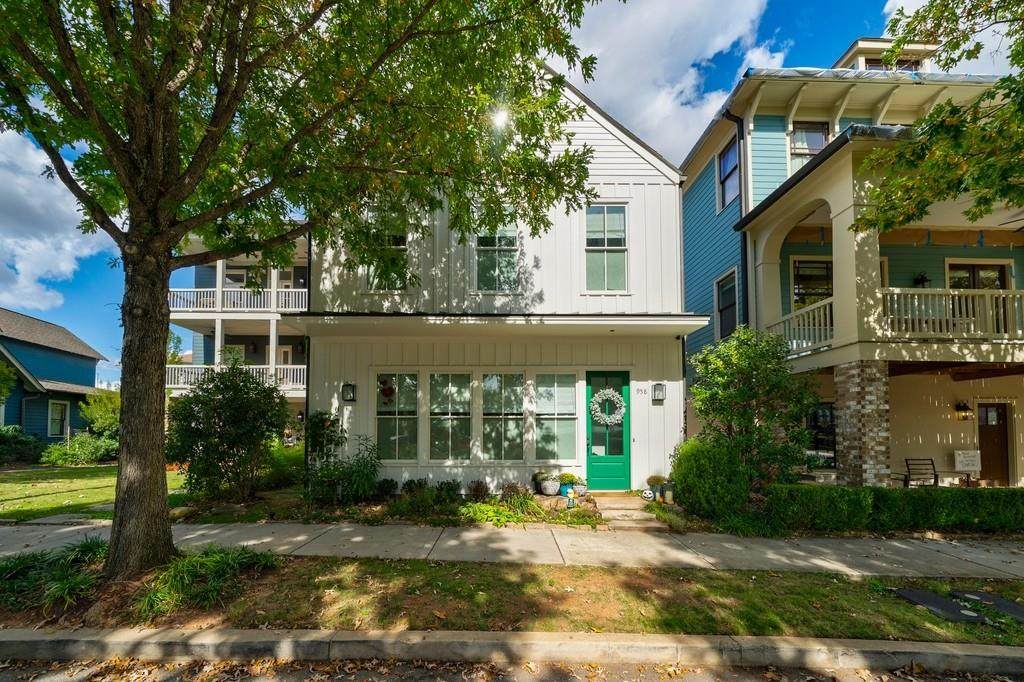 958 Glenwood Park Drive - Photo 1